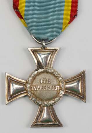 Mecklenburg-Strelitz: Kreuz für Auszeichnung im Kriege 1914, Für Tapferkeit, 2. Klasse - G. - photo 1