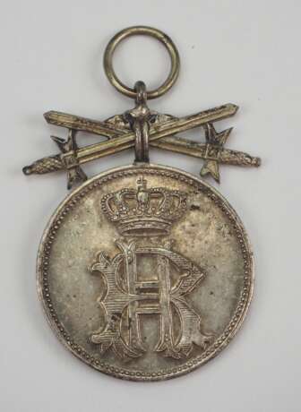 Reuss: Fürstlich Reussisches Ehrenkreuz, Silberne Medaille mit Schwertern. - фото 1