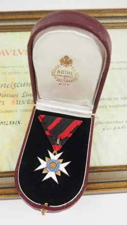 Vatikan: Orden des hl.Sylvester, Ritterkreuz, im Etui mit Verleihungsurkunde. - фото 3