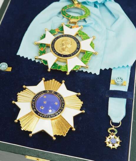 Brazil The National Order Of The Southern Cross 3 Model 1 Type 1932 1967 Grand Cross Set In A Case For Sale Buy Online Auction At Veryimportantlot Auction Catalog 24 Auction Medals