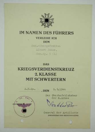 Kriegsverdienstkreuz, 2. Klasse mit Schwertern Urkunde für einen Sanitäts-Obergefreiten der San.Kp. 5 (L). - photo 1