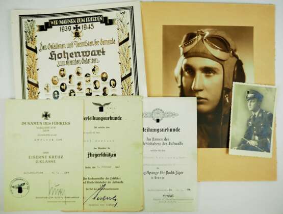 Urkundennachlass eines Unteroffiziers der Luftwaffenbeobachterstaffel 7. - photo 1