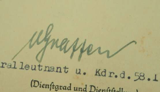 Eisernes Kreuz, 1939, 1. Klasse Urkunde für einen Unteroffizier der 2./ Gren.Rgt. 154 - Karl von Graffen. - Foto 2