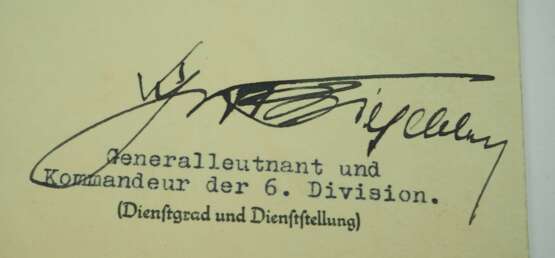 Eisernes Kreuz, 1939, 2. Klasse Urkunde für einen Obergefreiten der 3./ Infanterie-Regiment 18 - Arnold Freiherr von Biegeleben. - Foto 2