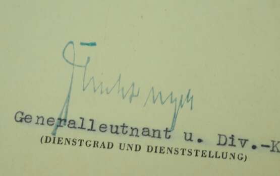 Eisernes Kreuz, 1939, 2. Klasse Urkunde für einen Obergefreiten der 3./ Pz.-Jäg.-Abt. 200 - Edgar Feuchtinger. - Foto 2