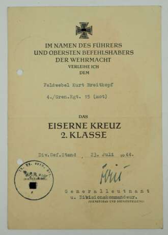 Eisernes Kreuz, 1939, 2. Klasse Urkunde für einen Feldweel der 4./ Gren.Rgt. 15 (mot.) - Walter Fries. - photo 1