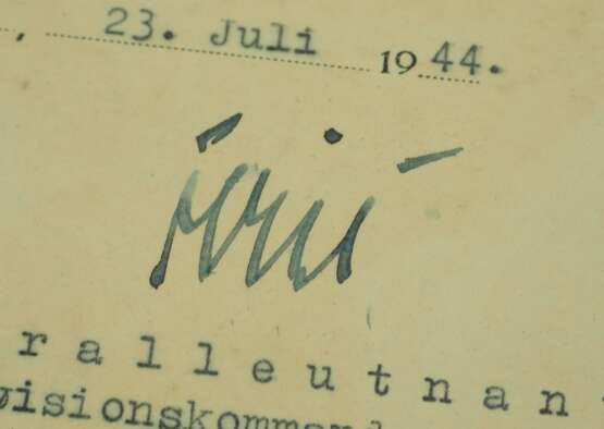 Eisernes Kreuz, 1939, 2. Klasse Urkunde für einen Feldweel der 4./ Gren.Rgt. 15 (mot.) - Walter Fries. - фото 2