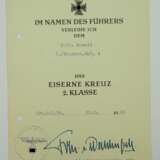 Eisernes Kreuz, 1939, 2. Klasse Urkunde für einen Unteroffizier der 7./ Pz. Gren. Rgt. 4 - Rudolf Freiherr von Waldenfels. - Foto 1