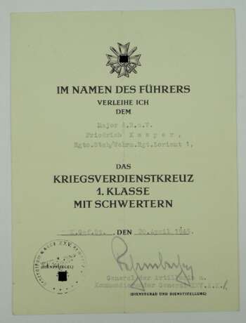 Kriegsverdienstkreuz, 1. Klasse mit Schwertern Urkunde für einen Major d.R.z.V. des Rgts. Stab/ Wehrmacht Rgt. Lorient 1 - Wilhelm Fahrmbacher. - фото 1
