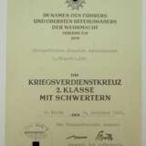 Kriegsverdienstkreuz, 2. Klasse mit Schwertern Urkunde für einen Obergefreiten der 1./ Fla-Btl. 604 - Kuno Hans von Both. - фото 1