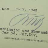 Kriegsverdienstkreuz, 2. Klasse mit Schwertern Urkunde für einen Obergefreiten der 7./ I.R. 80 - Walter Fries. - Foto 2