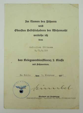 Kriegsverdienstkreuz, 2. Klasse mit Schwertern Urkunde für einen Gefreiten der 8./ I.R. 518 - Karl Gümbel. - photo 1