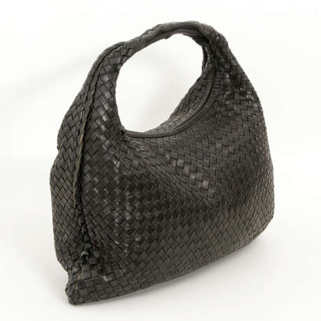 BOTTEGA VENETA attraktive Hobo-Bag "VENETA" mittlere Größe, ca. 43x36x10cm, Neupreis ca. €1900.-; - Foto 2