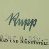Kriegsverdienstkreuz, 2. Klasse mit Schwertern Urkunde für einen Gefreiten der Kr. Kw. Zug 2/97 - Ernst Rupp. - Foto 2