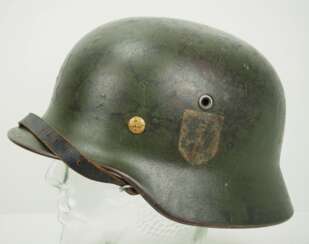 Waffen-SS: Stahlhelm M40.