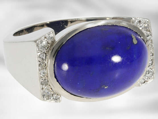 Ring: außergewöhnlich schwerer und massiver 18K Goldschmiedering mit Diamanten und großem Lapislazuli-Cabochon, massive Goldschmiedeanfertigung - Foto 2