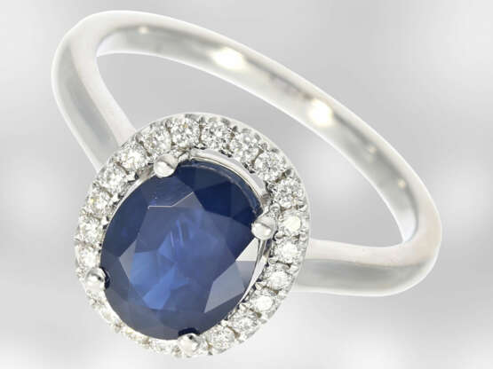 Ring: sehr schöner vintage Saphir/Brillant-Ring aus 14K Weißgold, ungetragen - photo 1