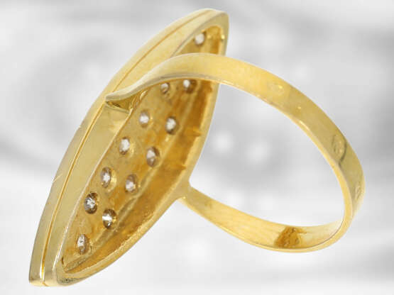 Ring: gelbgoldener antiker Marquisering mit Brillantbesatz, ca. 1,24ct, 14K Gold - photo 2