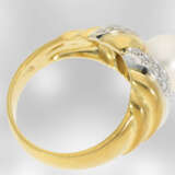 Ring: schöner Damenring aus 18K Gold, besetzt mit Brillanten und einer Zuchtperle, Handarbeit - Foto 2