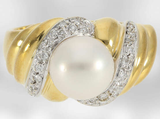 Ring: schöner Damenring aus 18K Gold, besetzt mit Brillanten und einer Zuchtperle, Handarbeit - photo 3