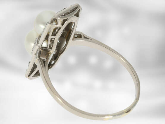 Ring: Art déco Damenring mit Zuchtperlen und Brillanten, Handarbeit aus Platin - фото 2