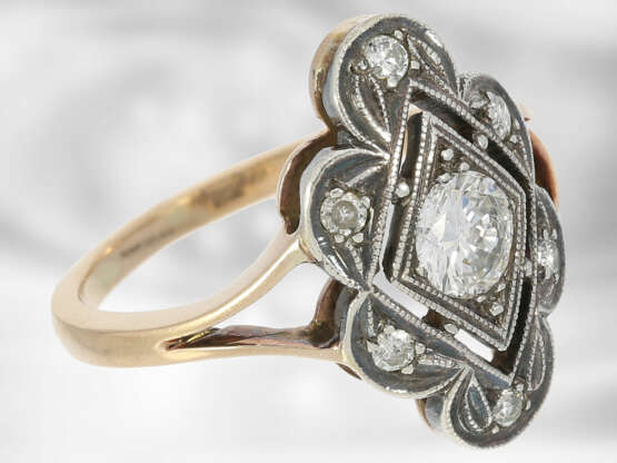 Ring: dekorativer Brillantring, insgesamt ca. 0,6ct, 14K Rotgold & Silber, antik - Foto 2