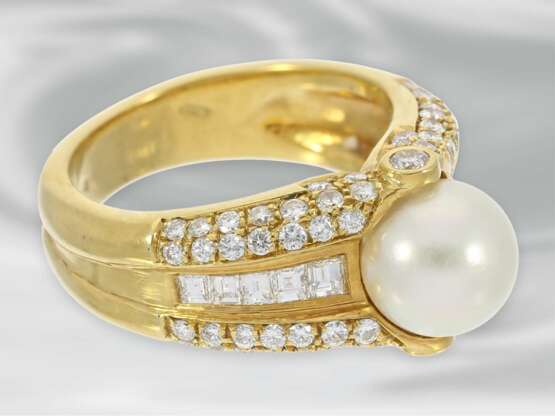 Ring: attraktiver Zuchtperlenring mit Diamanten, ca. 2,1ct, 18K Gold, neuwertig, NP lt. Etikett über 5.000€ - photo 2