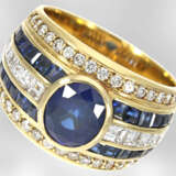 Ring: äußerst dekorativer breiter Gelbgoldring mit Saphir und Diamanten, insgesamt ca.3,58ct, 18K Gold, sehr teure Anfertigung von Hofjuwelier Roesner - photo 1