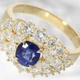 Ring: hochfeiner Saphir-/Diamantring, insgesamt ca. 2,79ct, 18K Gelbgold, Hofjuwelier Roesner - photo 1