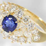 Ring: hochfeiner Saphir-/Diamantring, insgesamt ca. 2,79ct, 18K Gelbgold, Hofjuwelier Roesner - photo 2