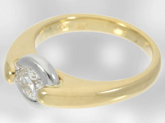 Ring: massiver Solitär/Brillantring hochfeiner Qualität, ca. 0,55ct, 18K Gold - Foto 2