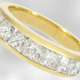 Ring: hochfeiner, ehemals teurer Halbmemoire-Ring aus 18K Gold mit Diamantbesatz, ca. 1,8ct, Hofjuwelier Roesner - фото 1