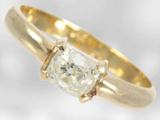 Ring: interessanter Solitärring mit antikem Diamanten im Old-Cushion-Cut, ca. 1,2ct, 14K Gold, Goldschmiedehandarbeit