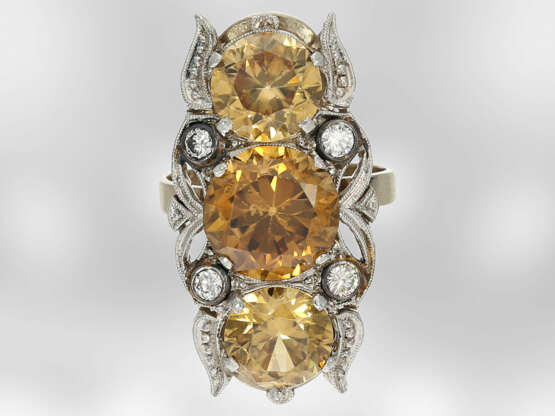 Ring: sehr dekorativer antiker Goldschmiedering mit großen Farbsteinen, 18K Weißgold - Foto 2