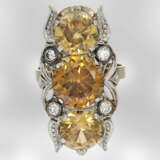Ring: sehr dekorativer antiker Goldschmiedering mit großen Farbsteinen, 18K Weißgold - photo 2