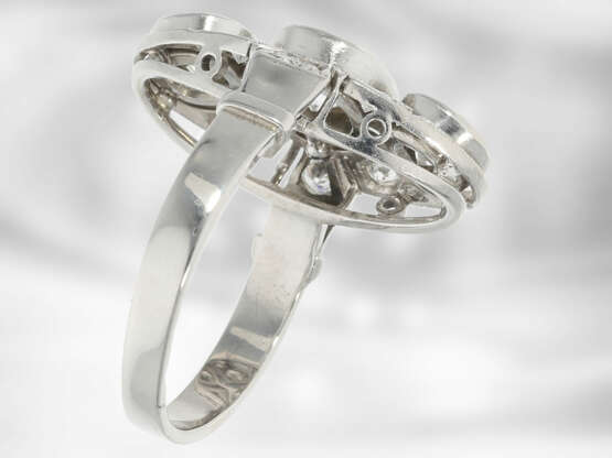 Ring: antiker, hochfeiner Art déco Diamantring mit hochkarätigem Steinbesatz ca. 2,6ct - photo 4