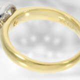 Ring: sehr wertvoller moderner Solitär/Brillantring, ca. 0,9ct, 18K Gold, River/VVS - фото 2