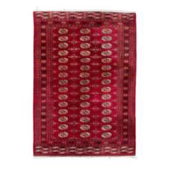 Orientteppich. PAKISTAN, 20. Jahrhundert, 258x185 cm.