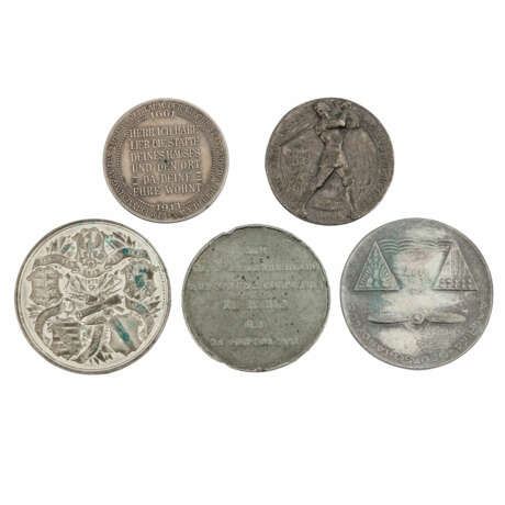Medaillen - a) Zinnmedaille 1870 von Drentwett/Peter auf Wilhelm I. Kaiser der Deutschen. - Foto 2
