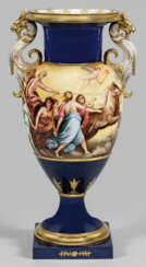 Große französische Vase mit Bildfries nach Guido Reni