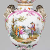 Große Potpourri-Vase mit Watteauszenen - photo 1