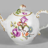 Kleine Teekanne mit Blumendekor - фото 1