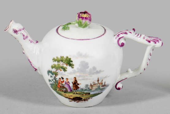 Miniatur-Teekanne mit Watteauszenen - фото 1