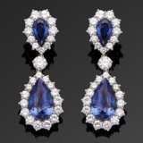 Paar Juwelen-Ohrgehänge mit kornblumenblauen Saphiren - photo 1