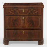 Biedermeier-Kommode - photo 1