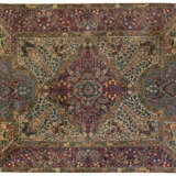 Großer alter Kirman Yazd-Teppich - photo 1