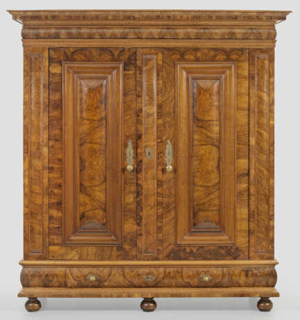 Großer Barock-Dielenschrank - photo 1