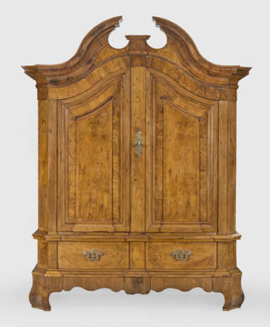 Großer Barock-Dielenschrank - photo 1