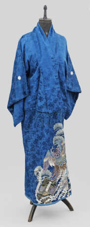 Japanischer Frauenkimono mit Kamon - Foto 1