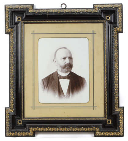 Rahmen mit Foto um 1880 - Foto 1
